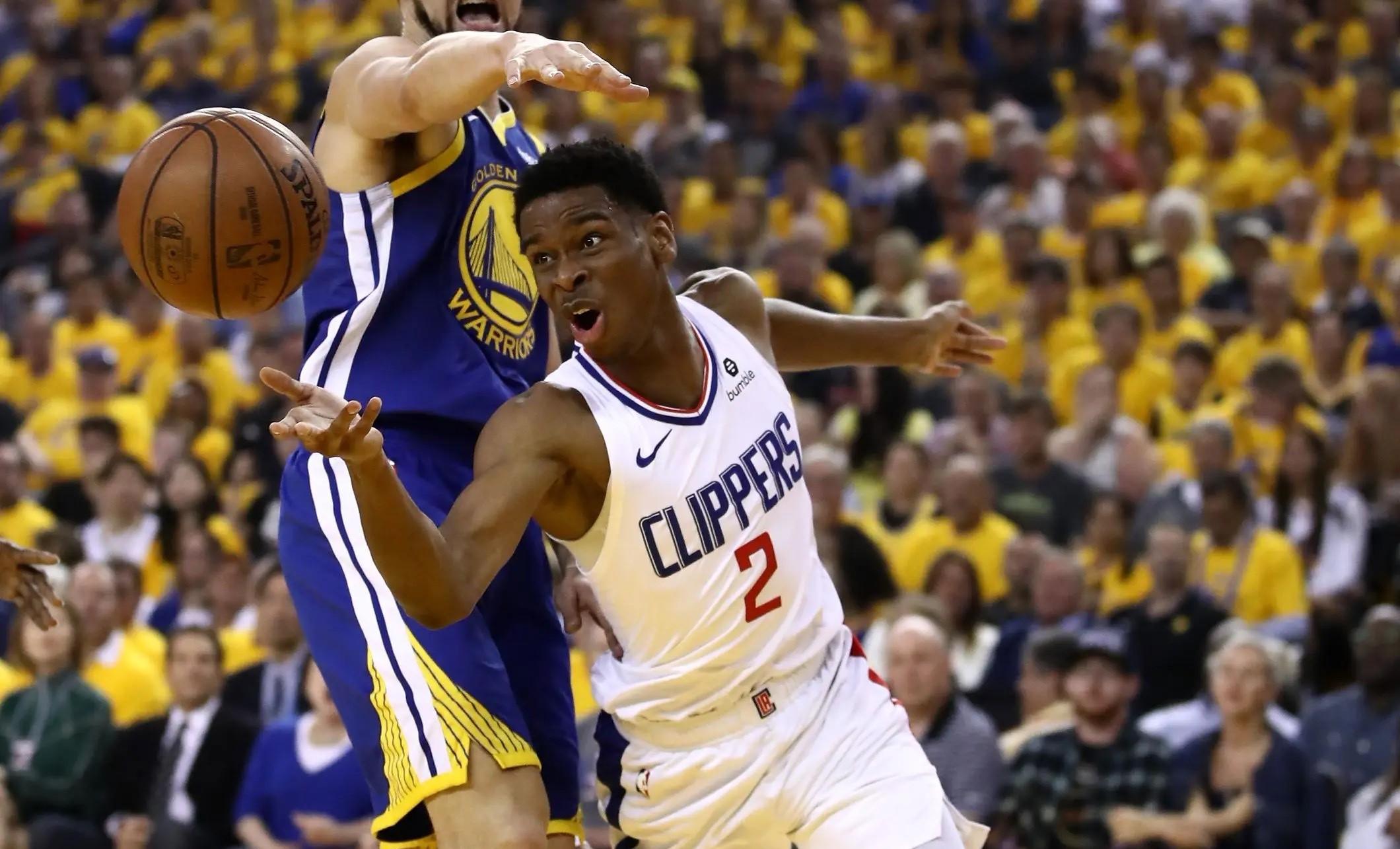 俄克拉荷马雷霆今晨门线救险；志在NBA季后赛名次提升；球迷炸锅；资深球员宣示担当的简单介绍-ayx